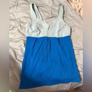 Lululemon tank size 8